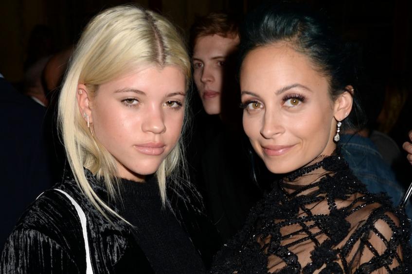 Николь Ричи с сестрой