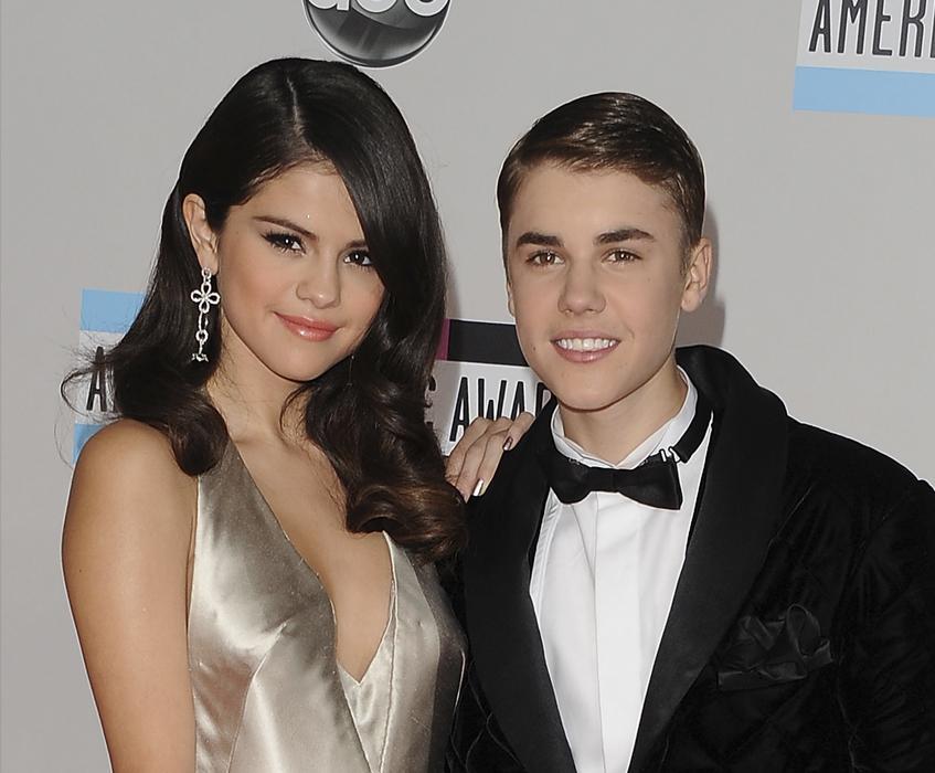 жстин Бибер и Селена Гомес