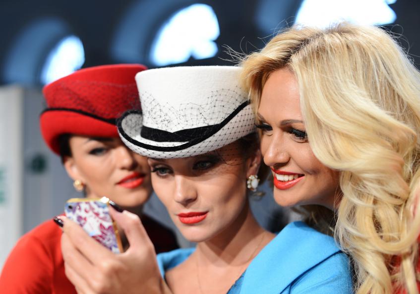 Девушки и Instagram