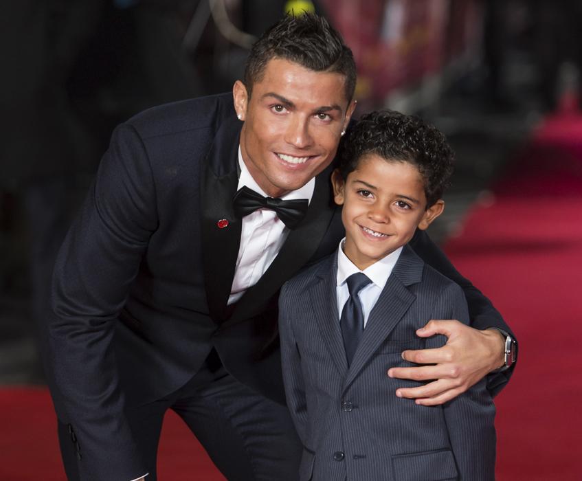Криштиану Роналду с сыном