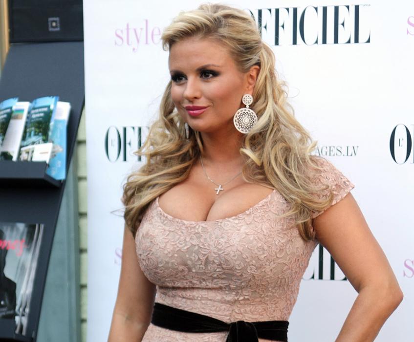 Анна Семенович