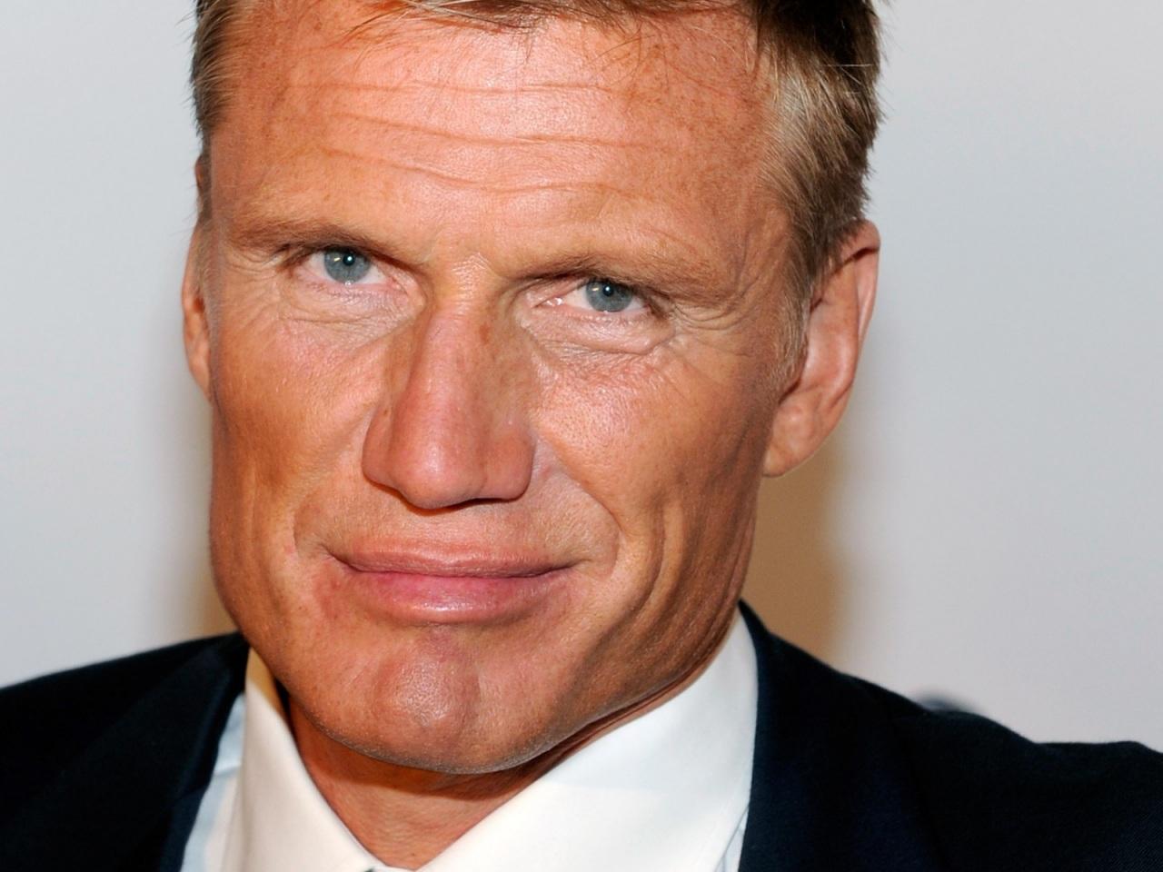 актер со смешным лицом. dolph lundgren. актер со смешным лицом фото. актер со смешным лицом-dolph lundgren. картинка актер со смешным лицом. картинка dolph lundgren.