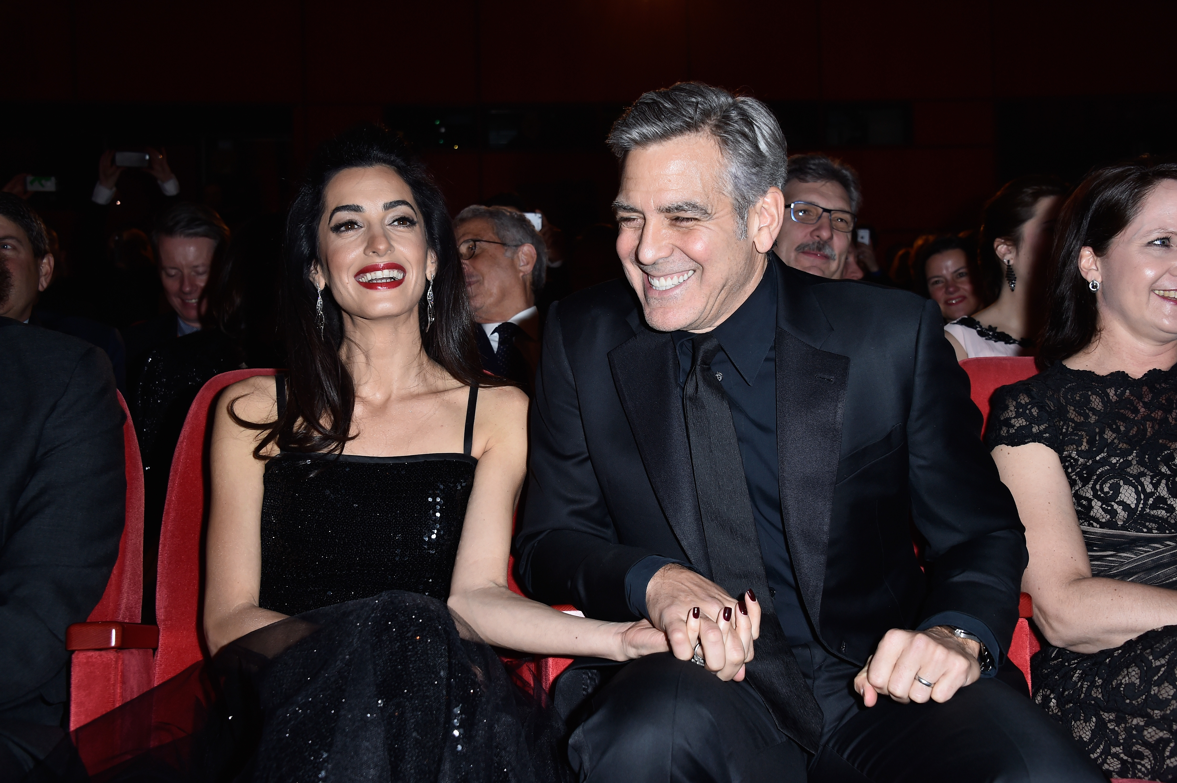 Амаль Клуни до последнего скрывала беременность