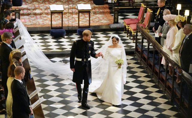 Image result for Опубликованы архивные фото со свадьбы Меган Маркл и принца Гарри