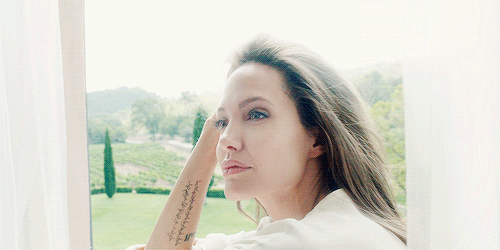 Анджелина Джоли поделилась секретом привлекательности. И дело не в косметике и диетах 