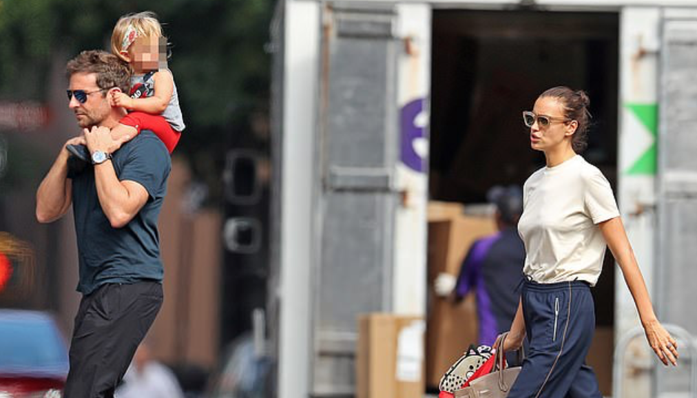 Наши любимые! Ирина Шейк и Брэдли Купер на прогулке с