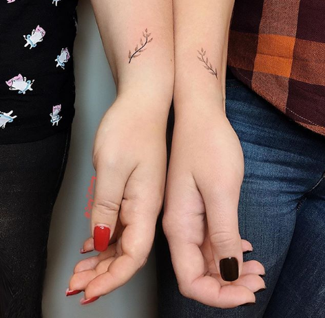 Татуировки символ любви