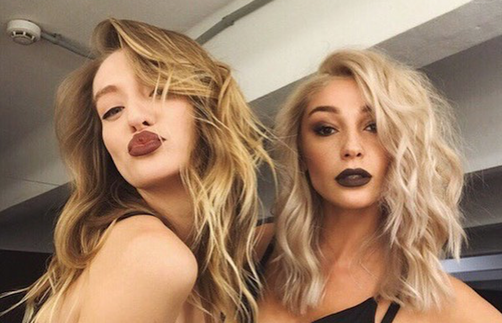 Маша мен Настя Носованың минеттері