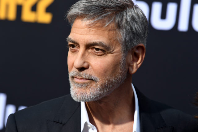 «Как школьница»: подруга Джеффри Эпштейна рассказала, что переспала с Джорджем Клуни