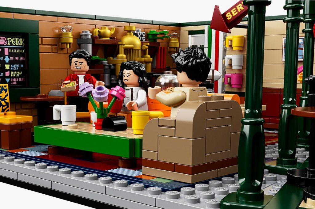 Это очень круто! Lego выпустил конструктор к юбилею сериала «Друзья» 