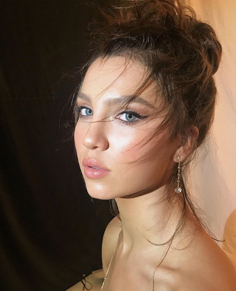 Осень наступила: укладки, которые не испортит шапка и непогода 