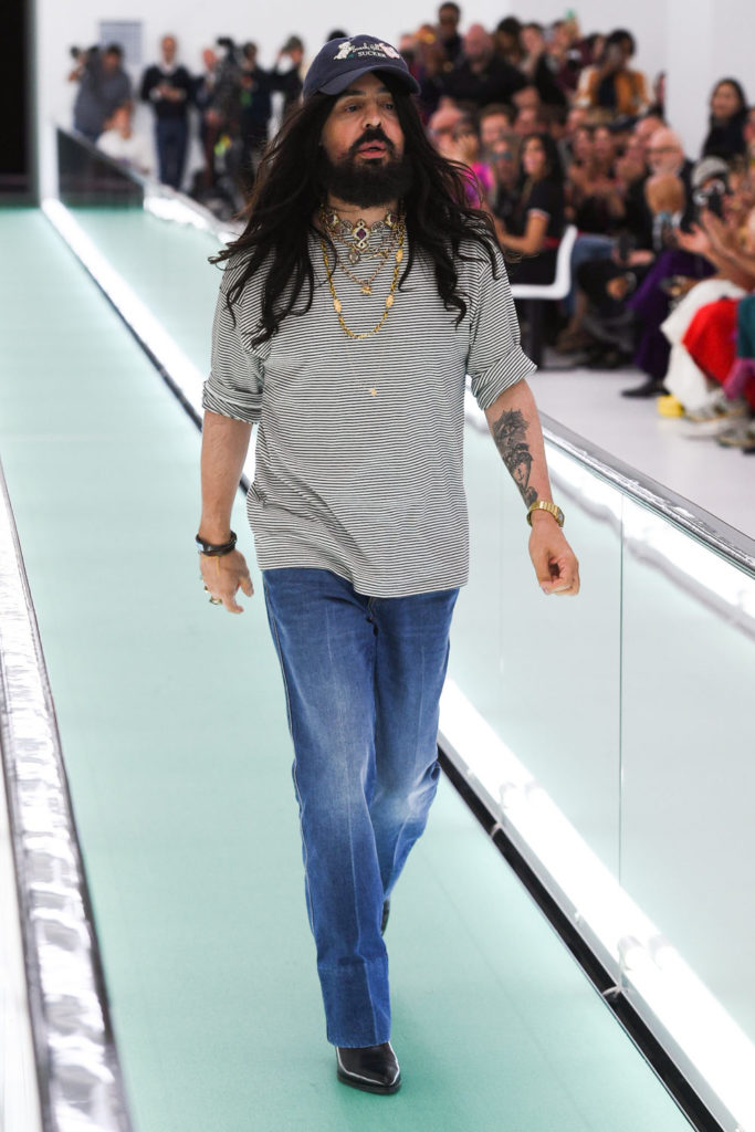 БДСМ и смирительные рубашки на показе Gucci в Милане. Все шоу здесь 