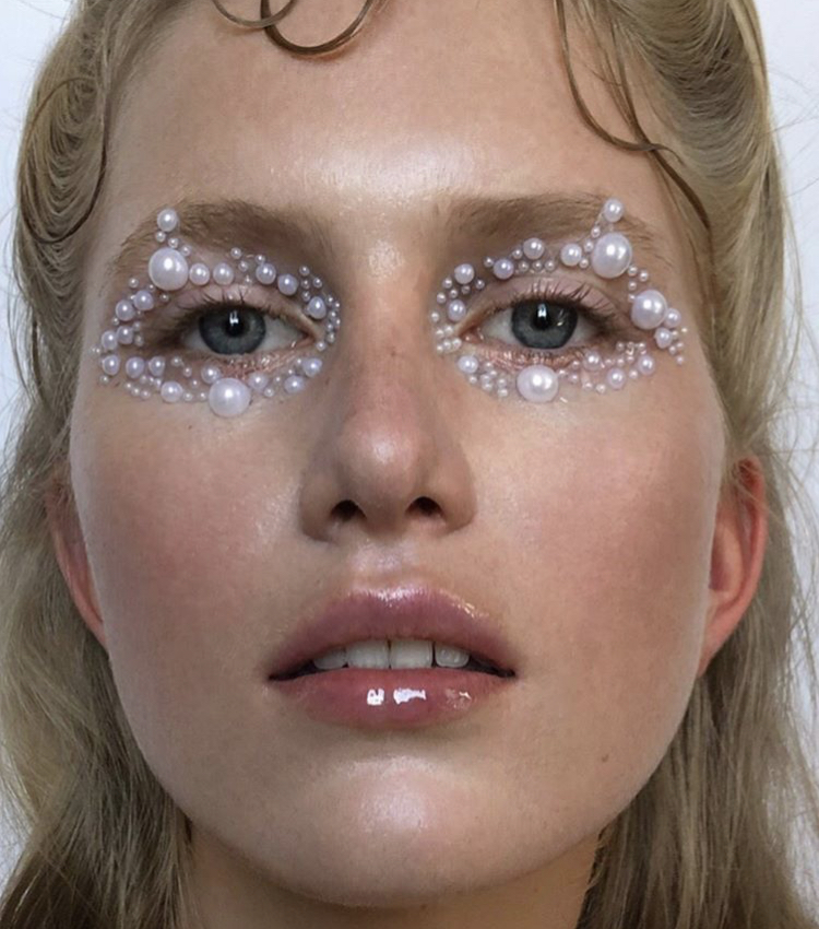 Подготовка к Новому году: макияж, который взорвет твой Instagram 