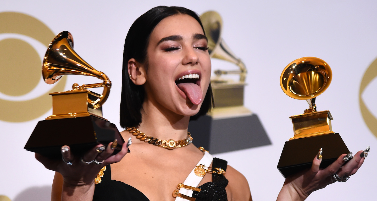 100 лучших вокалистов. Dua Lipa Грэмми 2021. Дуа липа 2021. Дуа липа Грэмми 2019. Дуа липа Грэмми 2021.