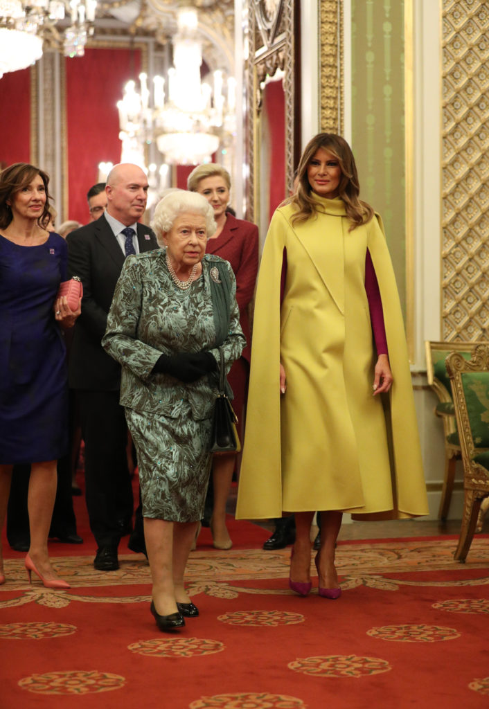 Все в сборе! Елизавета II, Кейт Миддлтон и чета Трампов на приеме в Букингемском дворце 