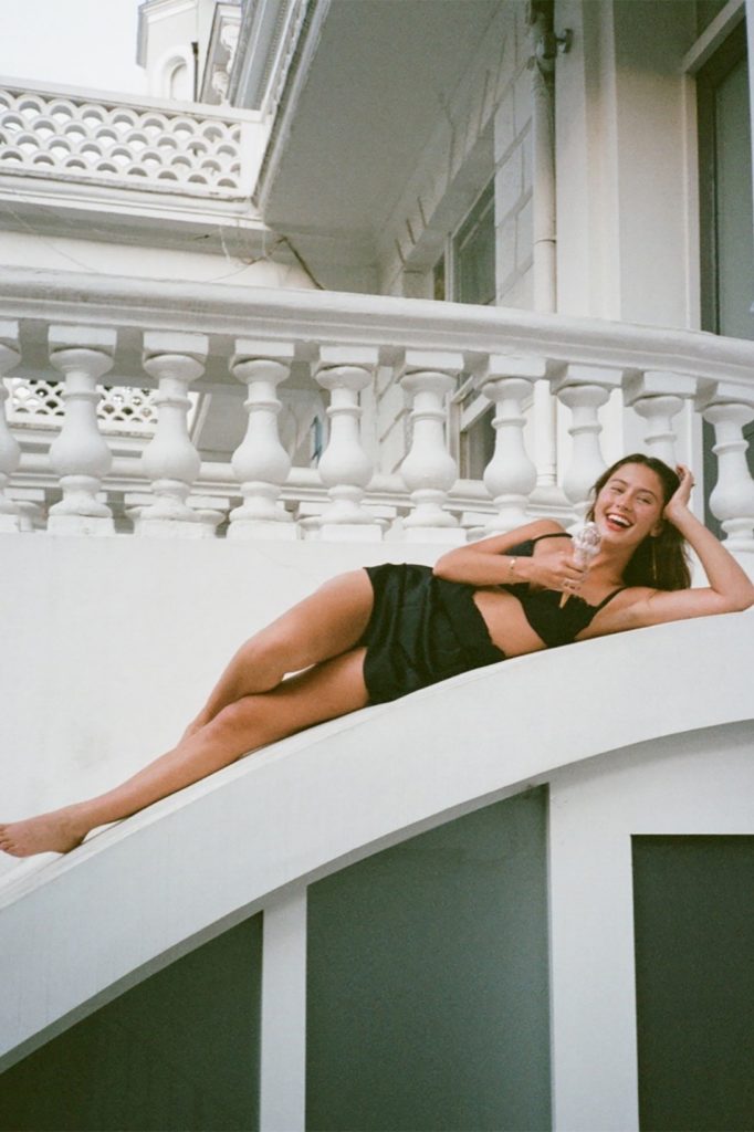 Новая звезда: дочь Джуда Лоу снялась в рекламной кампании нижнего белья 