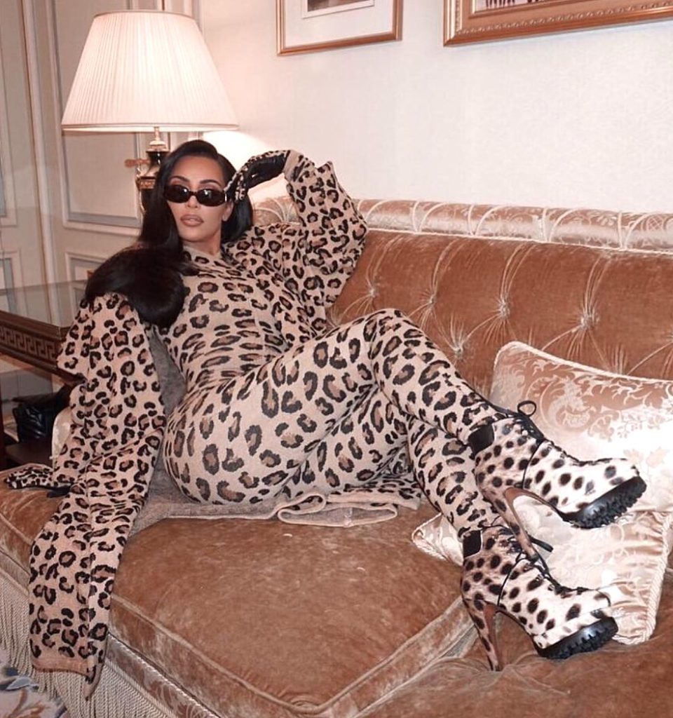 Как носить леопардовый принт этой осенью: учимся у Ким Кардашьян 