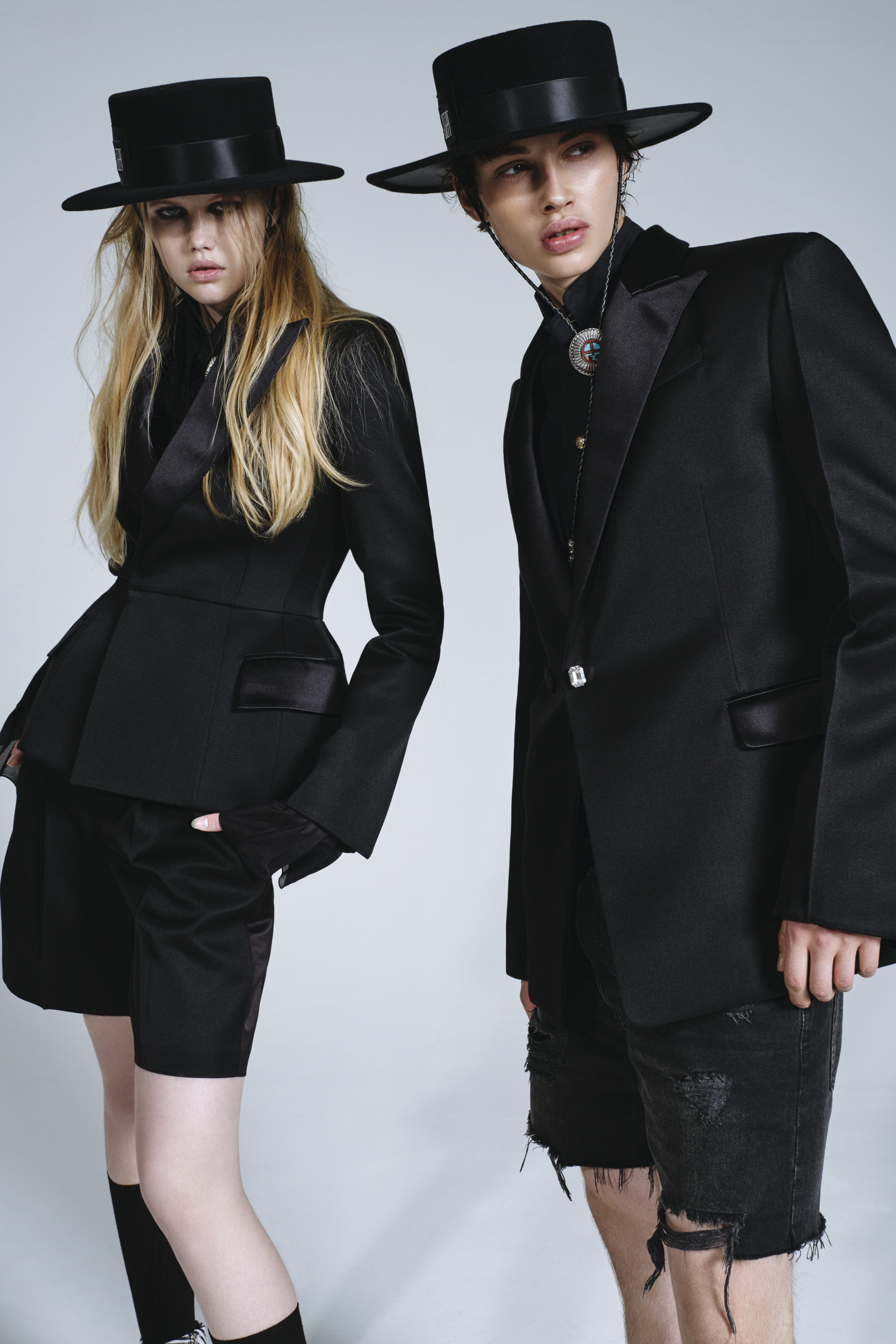 Твидовые пиджаки и оверсайз пальто в новой коллекции DANIILBERG 