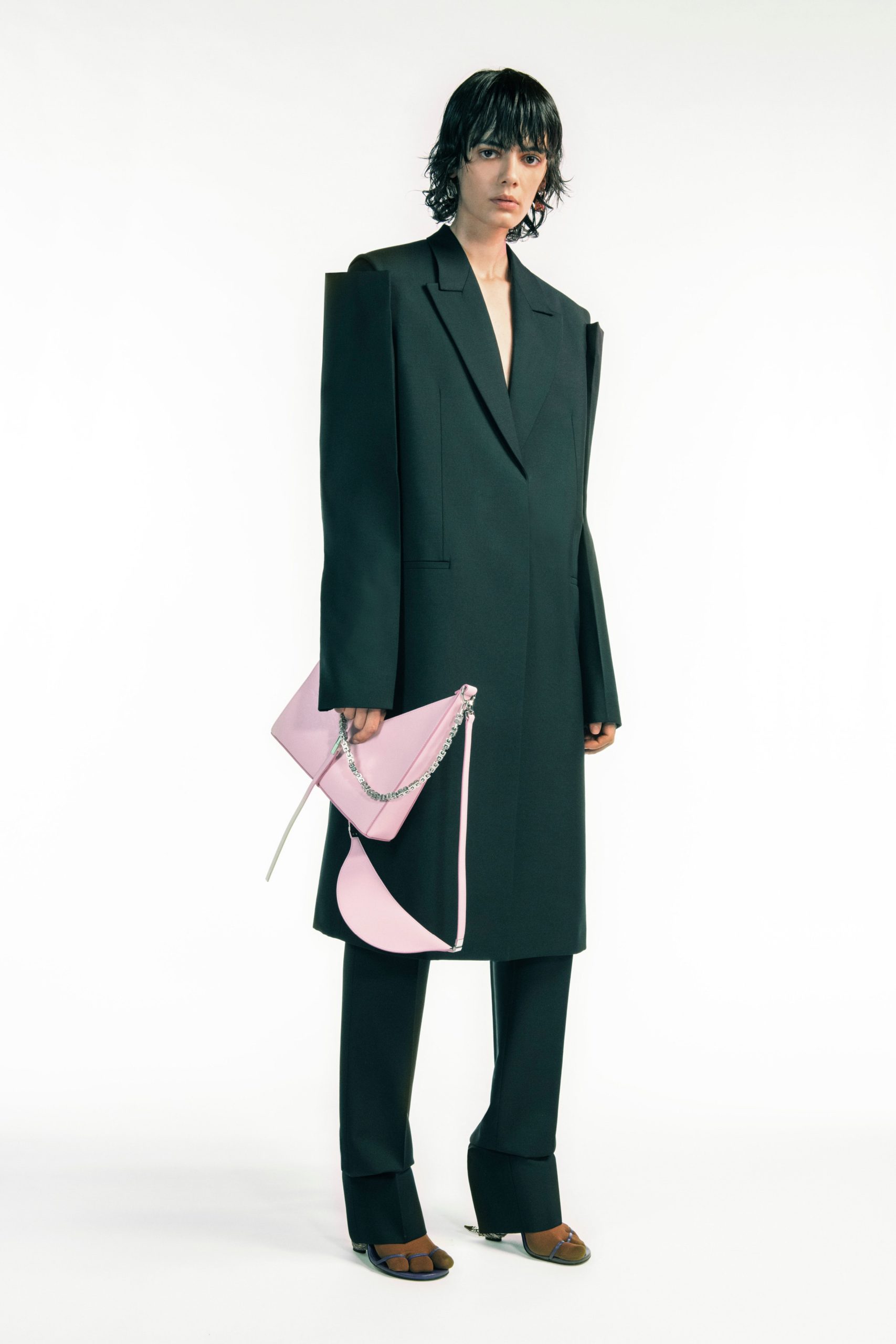 Прозрачные топы и туфли с шипами: первая коллекция Мэттью Уильямса для Givenchy 