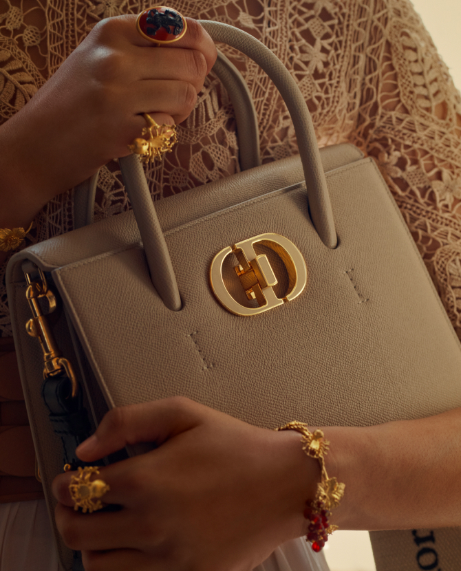 Wishlist: Dior выпустили сумку со съемным ремнём 