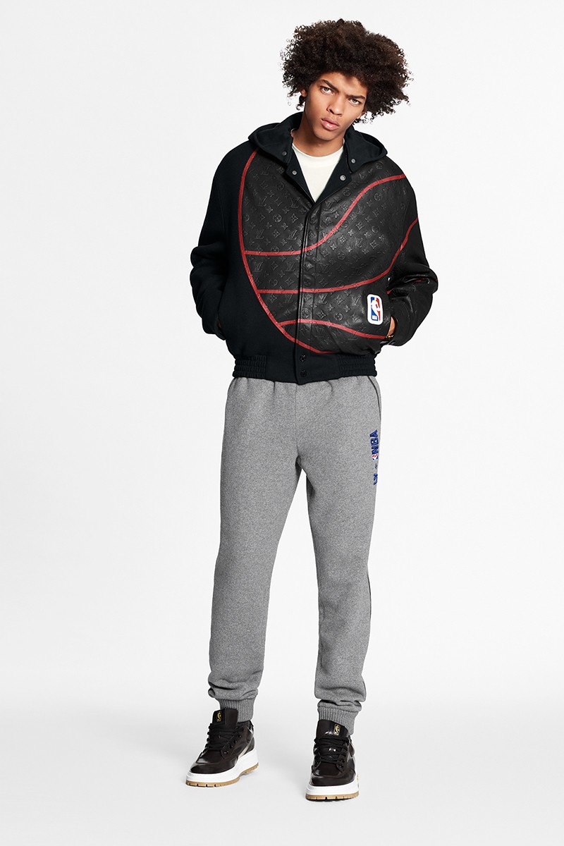 Кожаные куртки и пиджаки с принтом: Louis Vuitton представил коллаборацию с NBA 