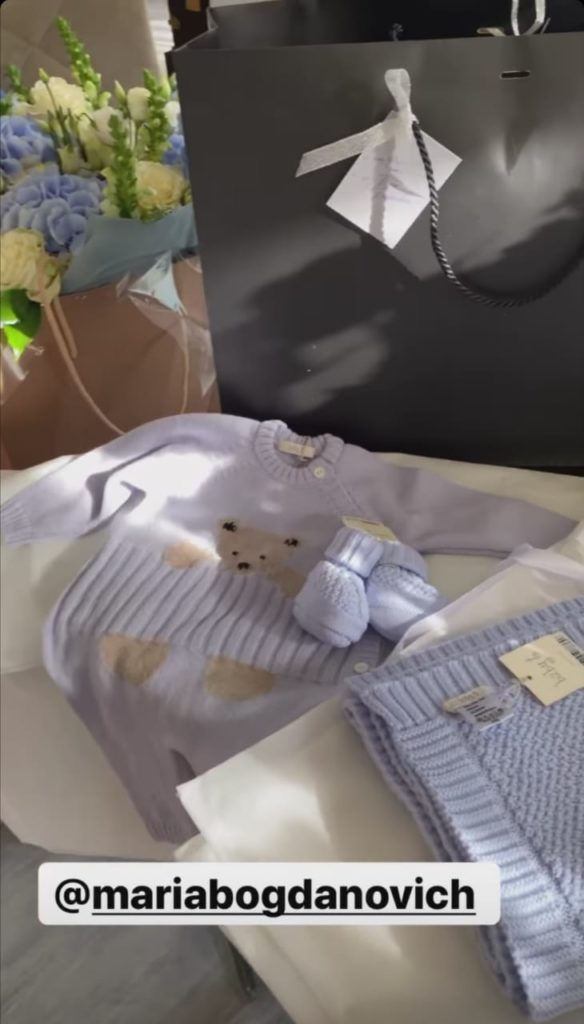 Dior, Armani и Hermes: Яна Рудковская показала подарки для новорожденного сына 