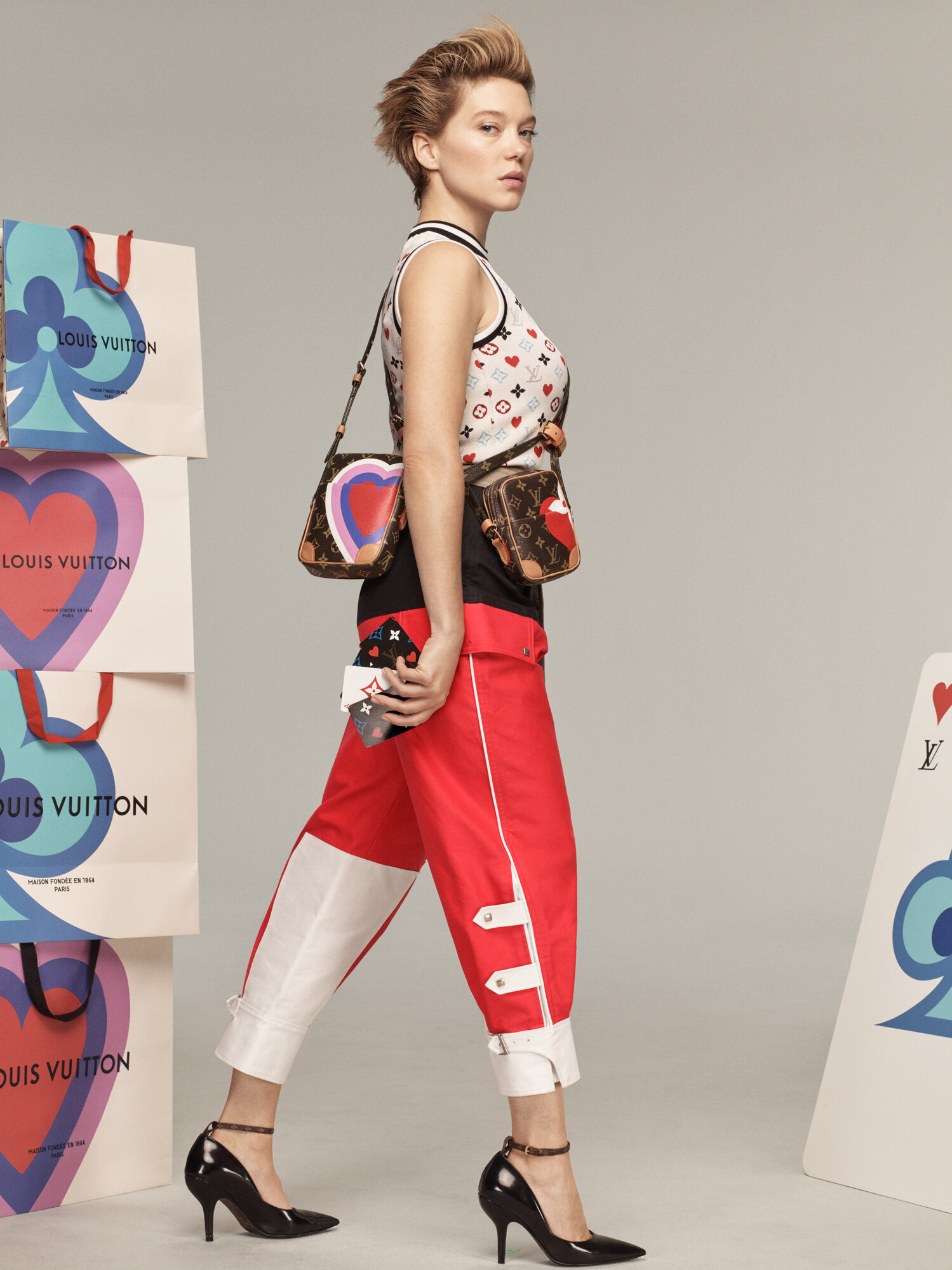 Сумка в форме сердца: Louis Vuitton представил круизную коллекцию 