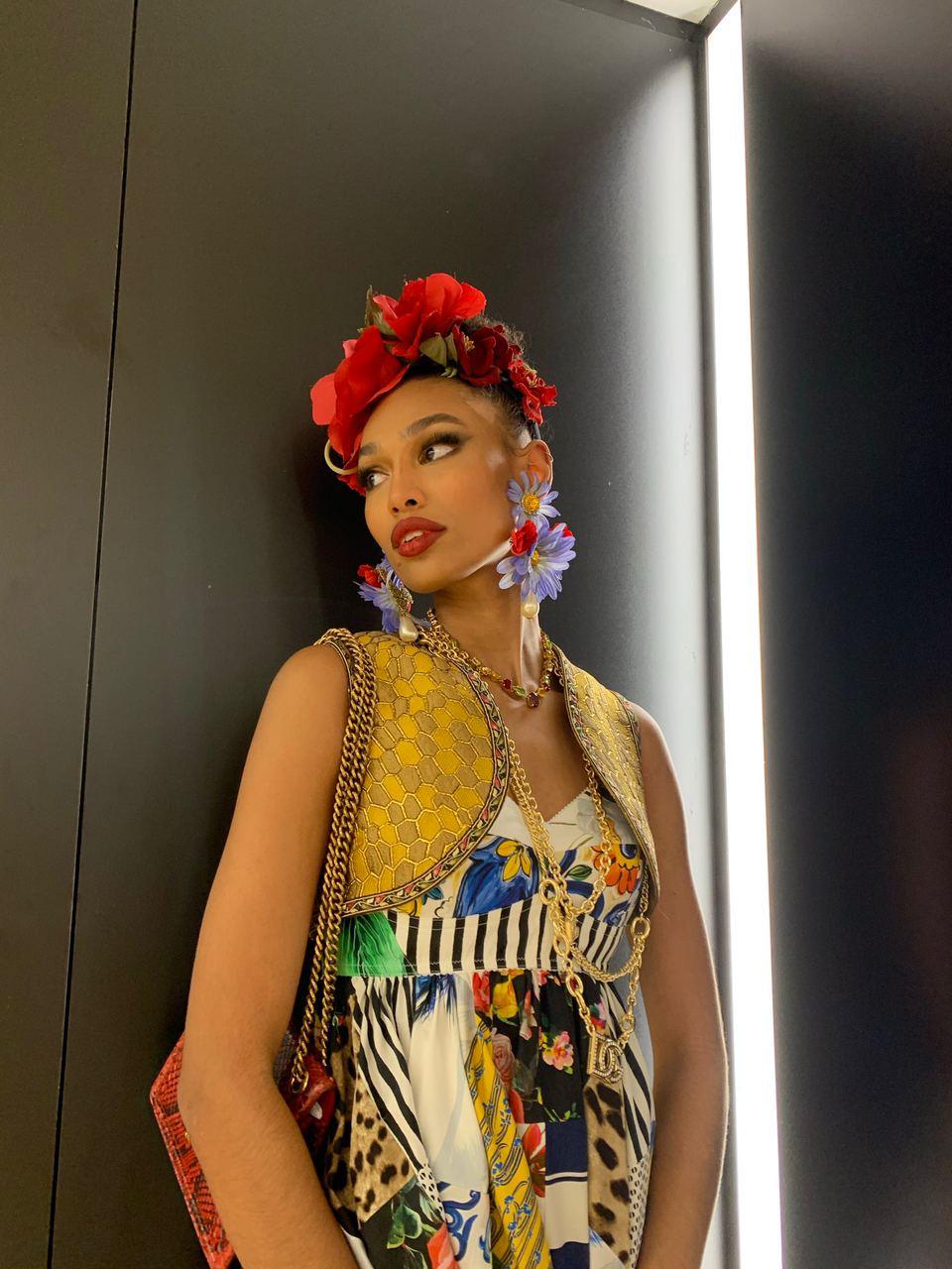 «Утверждают на шоу и платят незначительную сумму»: русская тиктокерша Анжела о том, как стала лицом Dolce & Gabbana 