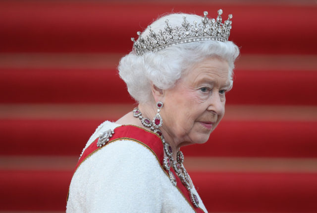 Елизавета II пропустит пасхальную службу в Виндзорском замке