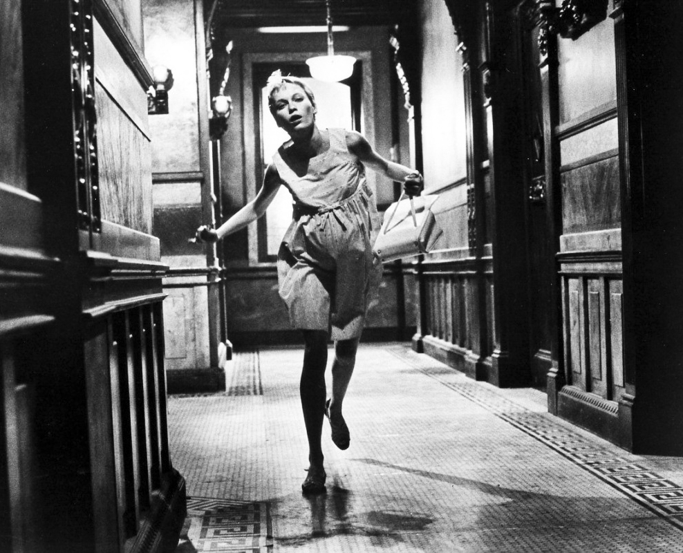 Very strange things: the best horror movies, the shooting of which turned into a real nightmare