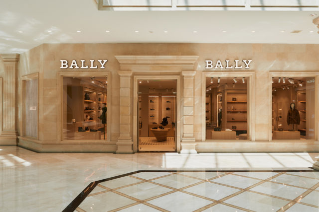 Шопинг: где купить вещи люксового швейцарского бренда Bally