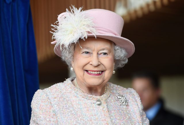СМИ: королева Елизавета II больше не вернется в Лондон