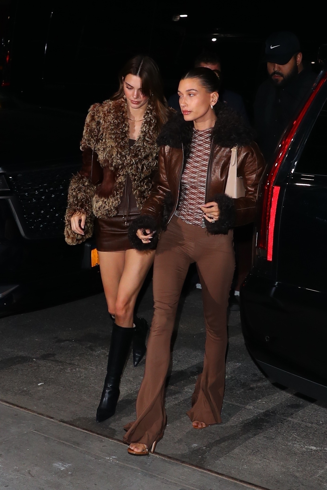 The ’90s are back: Kendall Jenner and Hailey Bieber in paired looks