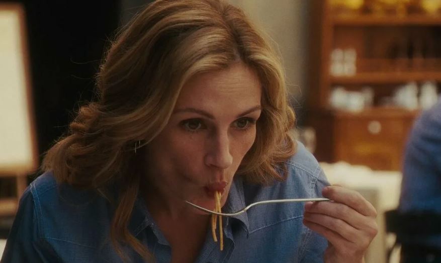 Eating without plates is in fashion: how a new trend is conquering social networks