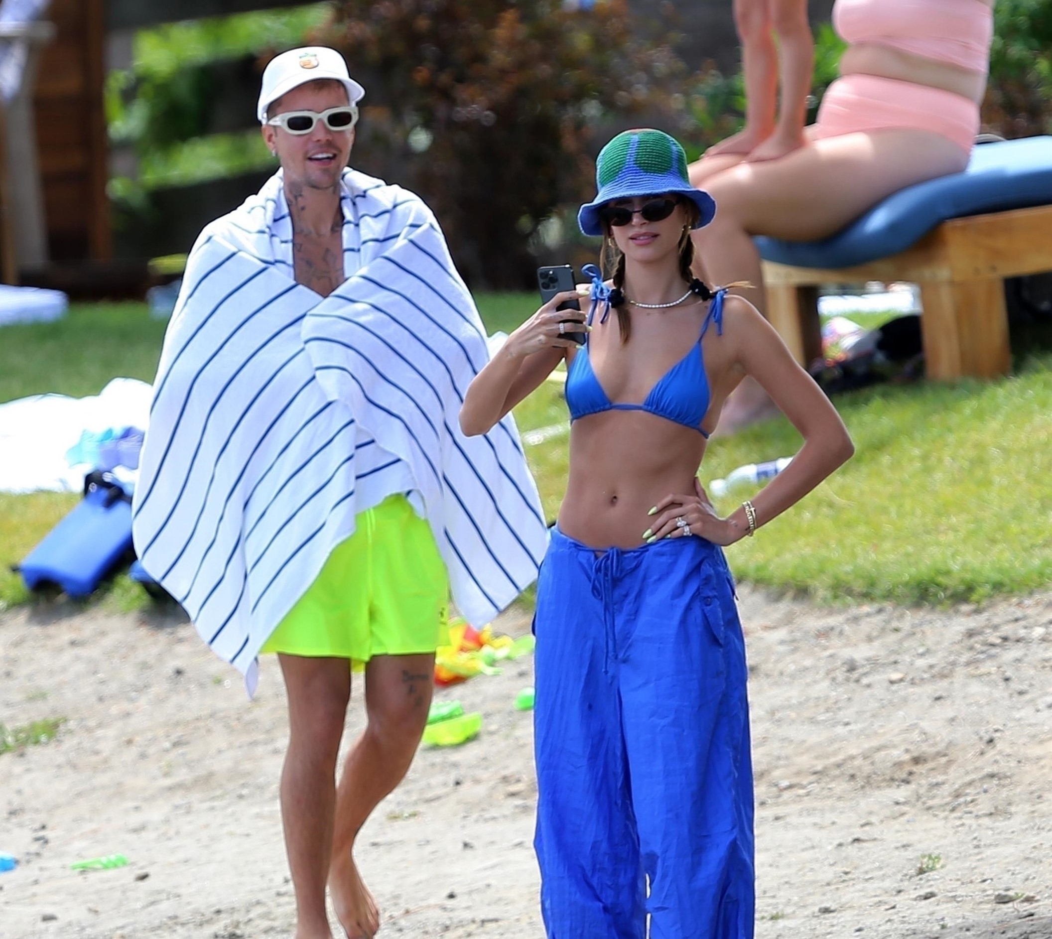 Hailey Bieber recommends the perfect beach look