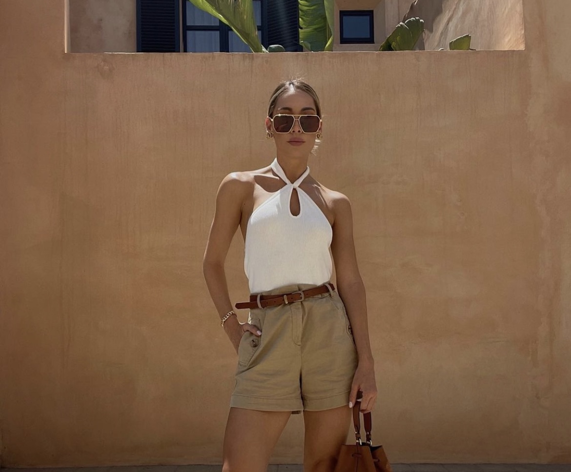 The jungle is calling: Carolina Lindo proves that safari style can be played in a minimalist way