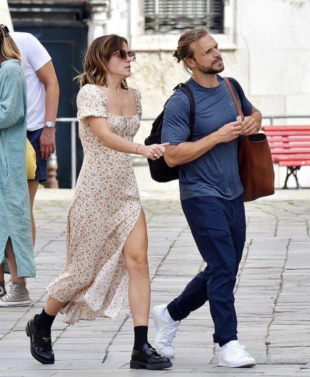 Эмма Уотсон и Брендон Грин в Венеции (Фото: соцсети) .