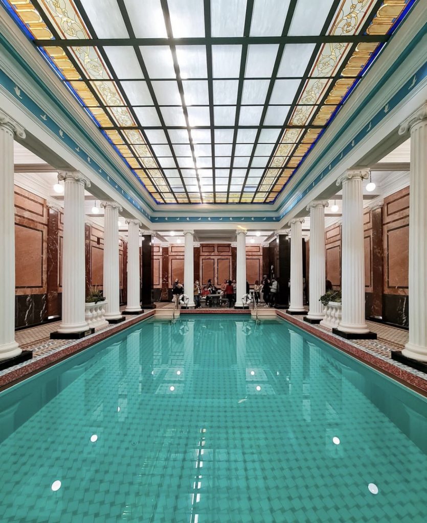 Банный лист: самые лучшие бани Москвы и Санкт-Петербурга