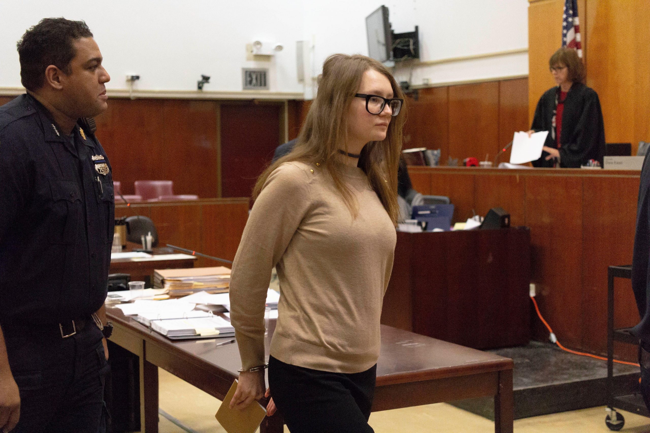 Childhood in Russia, life in prison and the shooting of the Netflix series: the main thing from the interview of Ksenia Sobchak with the Russian swindler Anna Delvi