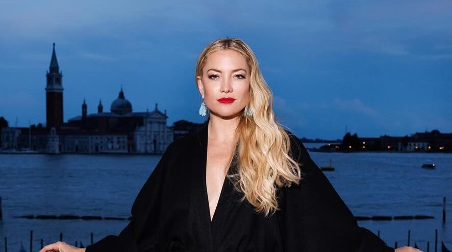 Фото жалаңаш Гулимова Анастасия